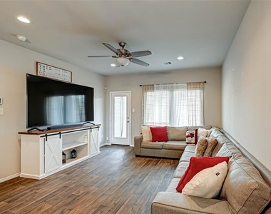 23131 Spruce Summit Trail - Photo Thumbnail 2