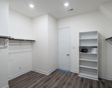 29026 Dunbrook Meadows Lane - Photo Thumbnail 31
