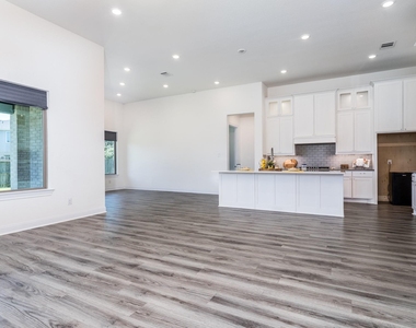 29026 Dunbrook Meadows Lane - Photo Thumbnail 18