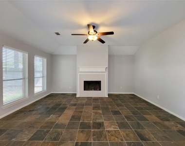 18214 Arbormont Drive - Photo Thumbnail 12