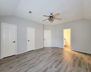 18214 Arbormont Drive - Photo Thumbnail 19
