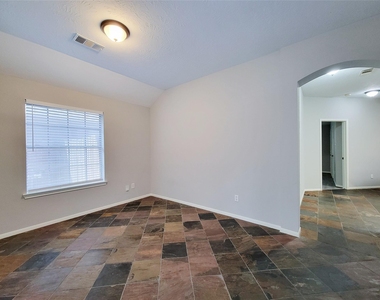 18214 Arbormont Drive - Photo Thumbnail 3
