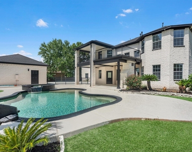 21703 Spur Circle Lane - Photo Thumbnail 35