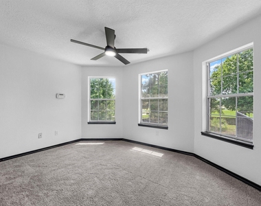 21703 Spur Circle Lane - Photo Thumbnail 24