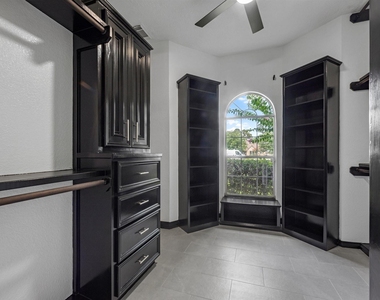 21703 Spur Circle Lane - Photo Thumbnail 18