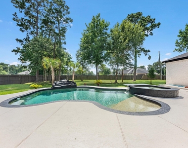 21703 Spur Circle Lane - Photo Thumbnail 31