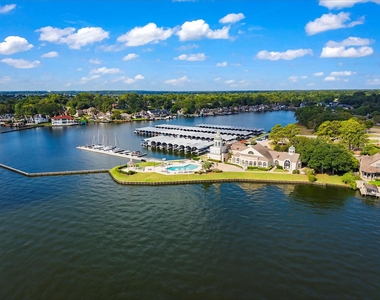 250 Hampton Glen Road - Photo Thumbnail 35