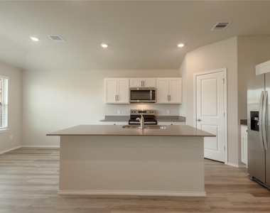 217 Rockbridge Drive - Photo Thumbnail 9