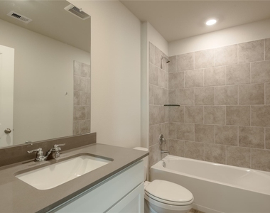 217 Rockbridge Drive - Photo Thumbnail 20