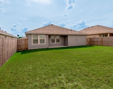 217 Rockbridge Drive - Photo Thumbnail 27