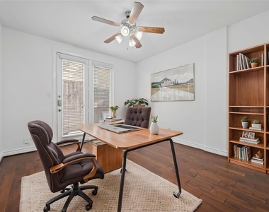 2716 Sherwin Street - Photo Thumbnail 5
