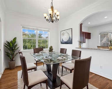 2716 Sherwin Street - Photo Thumbnail 14