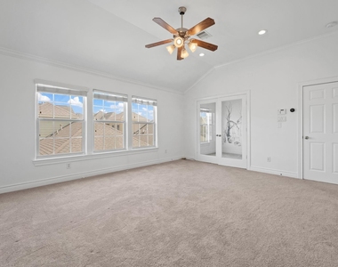 2716 Sherwin Street - Photo Thumbnail 24