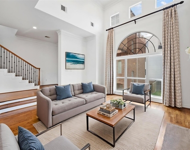 2716 Sherwin Street - Photo Thumbnail 16