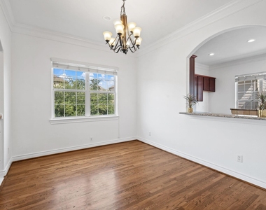 2716 Sherwin Street - Photo Thumbnail 15