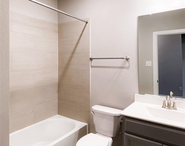 2810 Chestnut Oak Circle - Photo Thumbnail 19