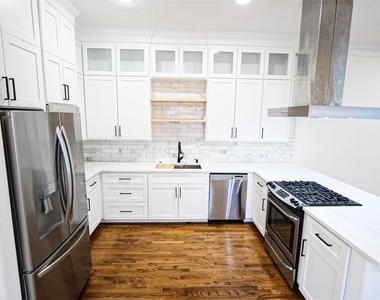 6116 1/2 Hamman Street - Photo Thumbnail 9