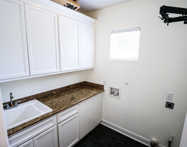 6116 1/2 Hamman Street - Photo Thumbnail 26