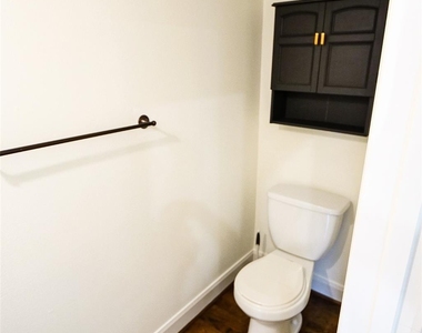 6116 1/2 Hamman Street - Photo Thumbnail 5