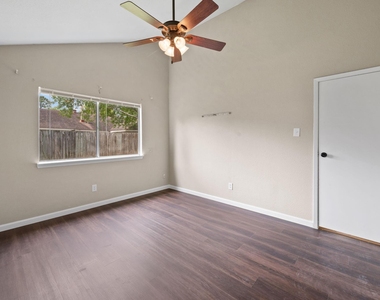 20023 Bambiwoods Drive - Photo Thumbnail 14