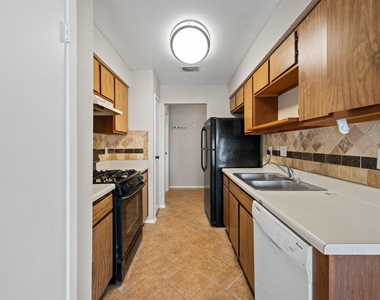 20023 Bambiwoods Drive - Photo Thumbnail 8