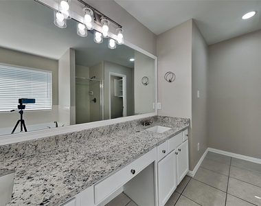 3630 Corinne Court - Photo Thumbnail 7
