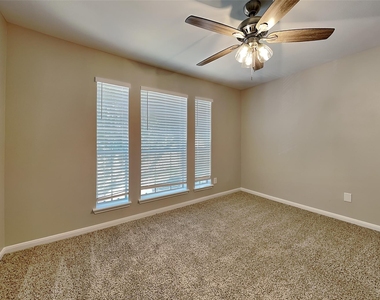 3630 Corinne Court - Photo Thumbnail 10
