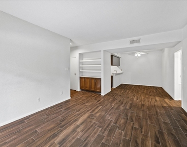 11711 Memorial Drive - Photo Thumbnail 5