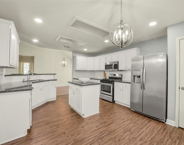 11711 Inga Lane - Photo Thumbnail 27