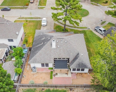 11711 Inga Lane - Photo Thumbnail 1