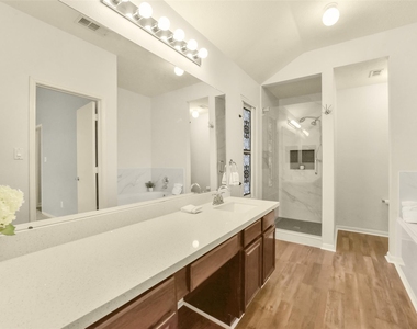 11711 Inga Lane - Photo Thumbnail 19
