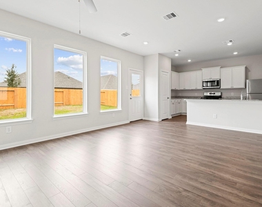 5750 Wild Iris Drive - Photo Thumbnail 4
