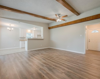 10935 Gulfdale Drive - Photo Thumbnail 17