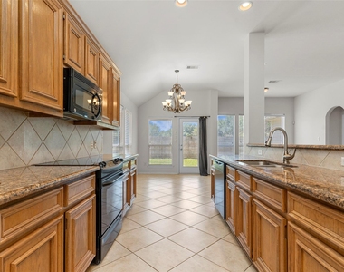 11047 Pierce Valley Drive - Photo Thumbnail 26