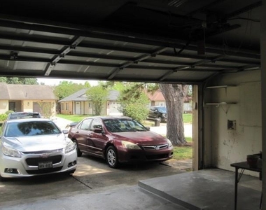 4311 Daisy Meadow Drive - Photo Thumbnail 35