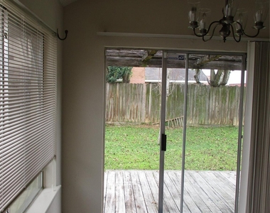 4311 Daisy Meadow Drive - Photo Thumbnail 32