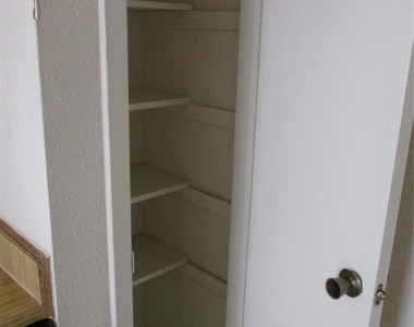 4311 Daisy Meadow Drive - Photo Thumbnail 31