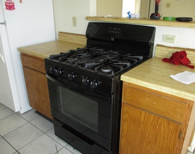 4311 Daisy Meadow Drive - Photo Thumbnail 28