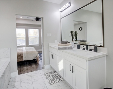 9305 Tower Street - Photo Thumbnail 20