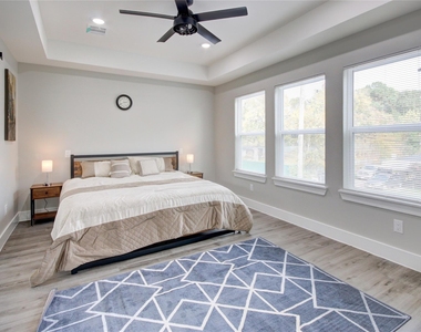 9305 Tower Street - Photo Thumbnail 19