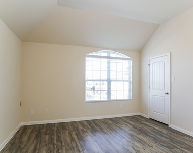 9730 Tura Drive - Photo Thumbnail 6