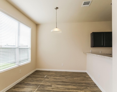 9730 Tura Drive - Photo Thumbnail 3