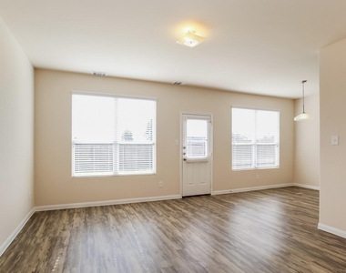 9730 Tura Drive - Photo Thumbnail 4