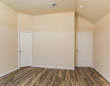 9730 Tura Drive - Photo Thumbnail 7