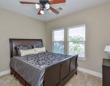 1411 W 22nd Street - Photo Thumbnail 15