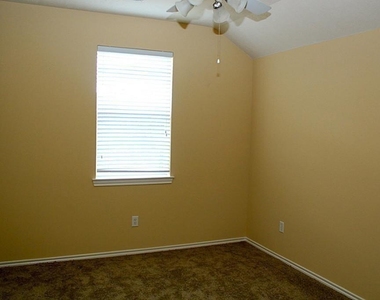 6314 Bonnie Chase Lane - Photo Thumbnail 8