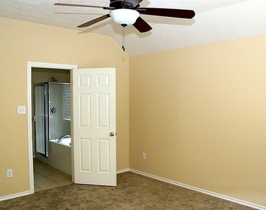 6314 Bonnie Chase Lane - Photo Thumbnail 12