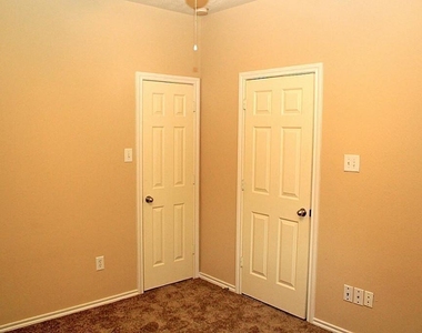 6314 Bonnie Chase Lane - Photo Thumbnail 17