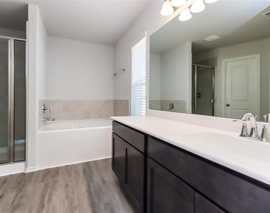 21602 Lexor Drive - Photo Thumbnail 10