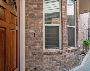 5420 Petty Street - Photo Thumbnail 1
